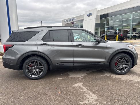 New 2026 Ford Explorer ST-Line w/ ST-Line Street Pack image 14