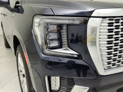 Used 2023 GMC Yukon Denali AWD/4WD image 30