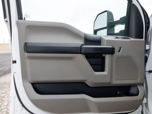 Used 2019 Ford F350 XL w/ Power Equipment Group RWD image 15