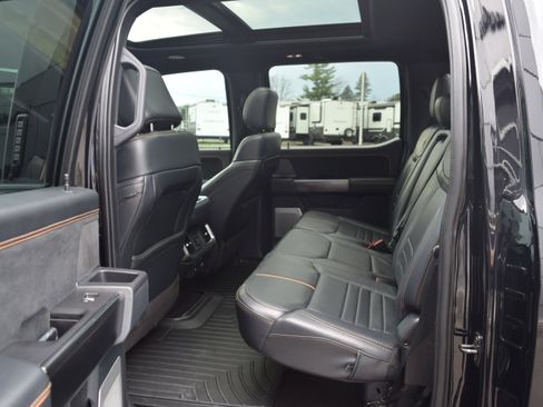 Used 2022 Ford F150 Platinum w/ FX4 Off-Road Package AWD/4WD image 11