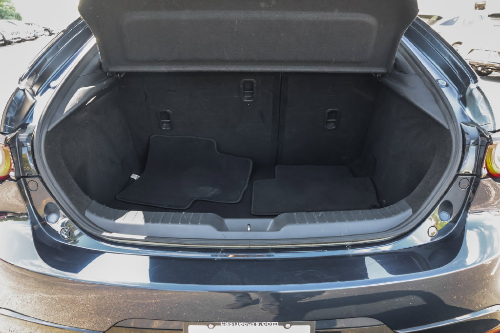 Used 2024 MAZDA MAZDA3 s FWD image 30