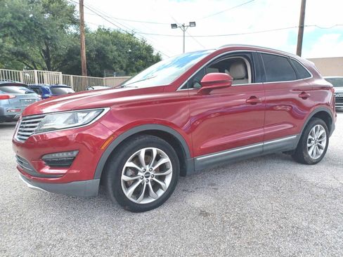 Used 2017 Lincoln MKC Select w/ Select Plus Package image 1