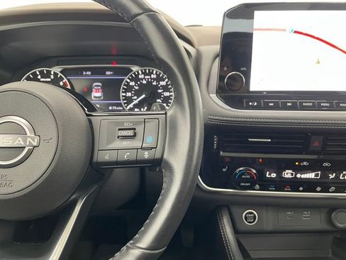 Used 2023 Nissan Rogue SL w/ SL Premium Package FWD image 23