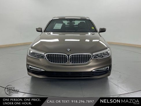 Used 2017 BMW 540i image 2