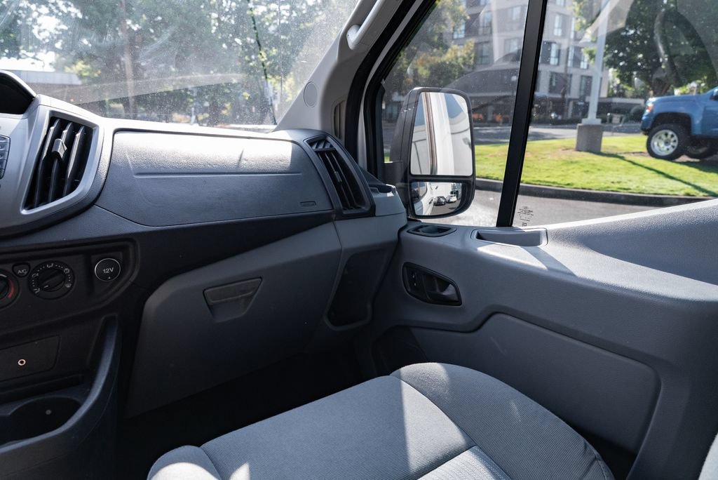 Used 2015 Ford Transit 150 XLT RWD image 10