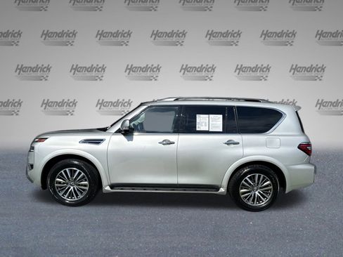 Used 2023 Nissan Armada SL image 6