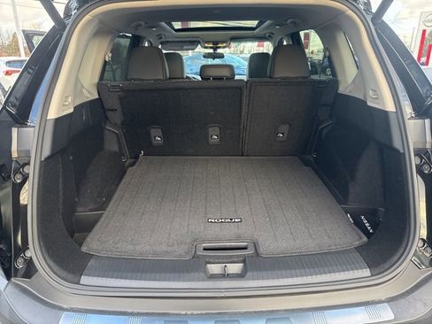 Certified 2023 Nissan Rogue SV w/ SV Premium Package image 23
