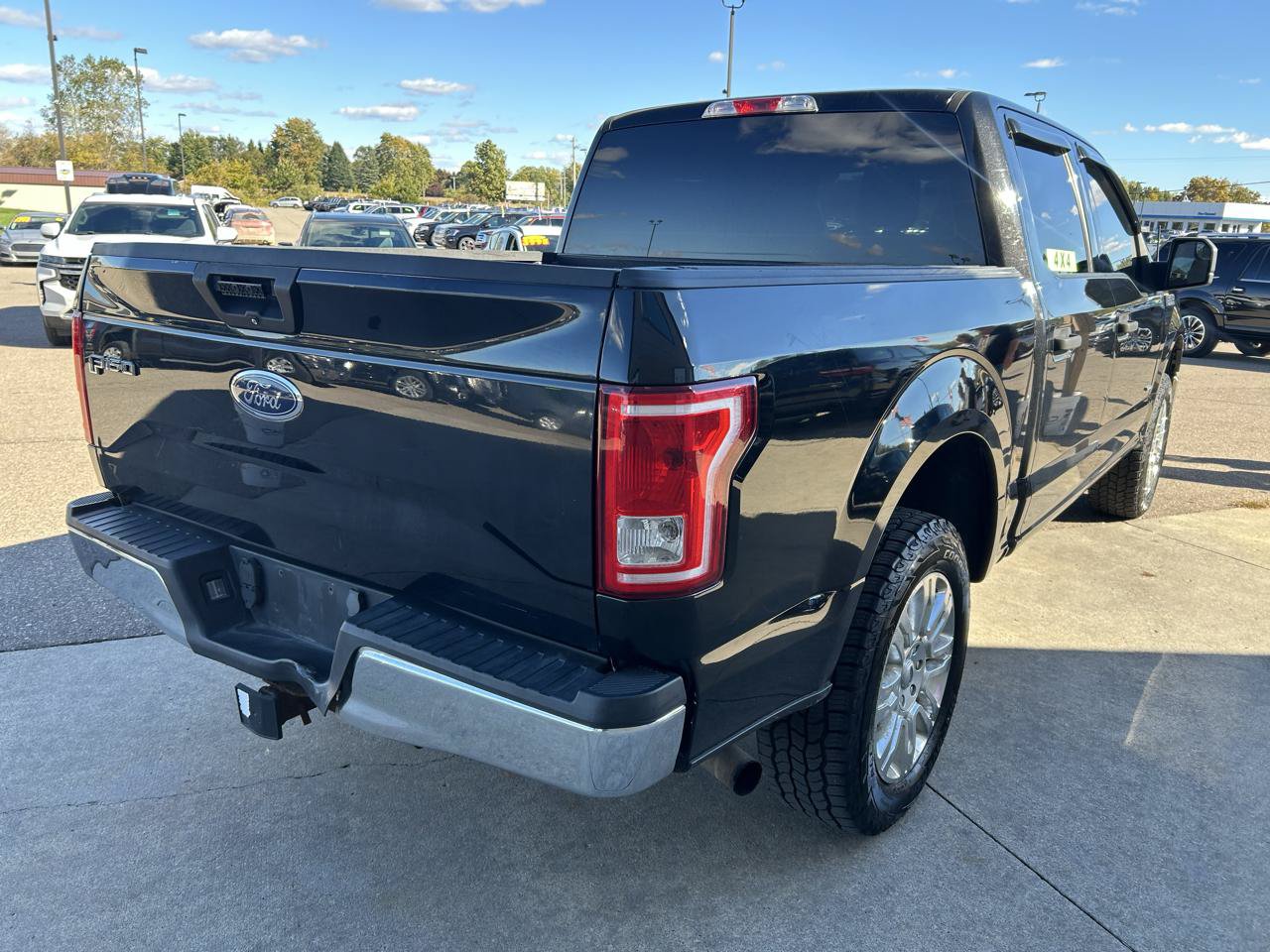 Used 2015 Ford F150 XLT w/ Trailer Tow Package AWD/4WD image 5