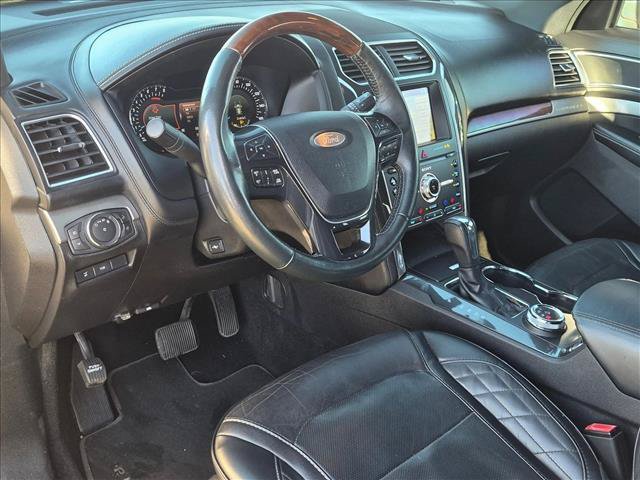 Used 2019 Ford Explorer Platinum AWD/4WD image 10