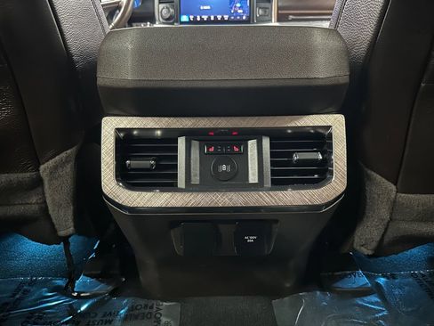 Used 2024 Ford F350 King Ranch AWD/4WD image 23