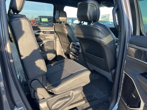 New 2026 Jeep Grand Wagoneer Limited image 13