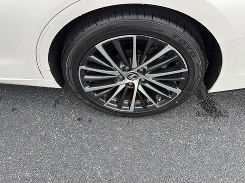 Certified 2023 Lexus ES 350 w/ Premium Package FWD image 38