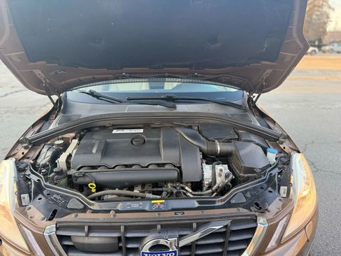Used 2011 Volvo XC60 T6 image 20