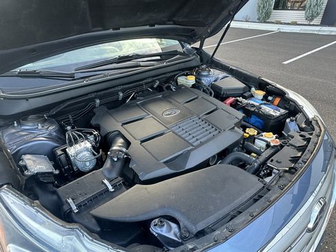 Used 2015 Subaru Outback 3.6R Limited image 7