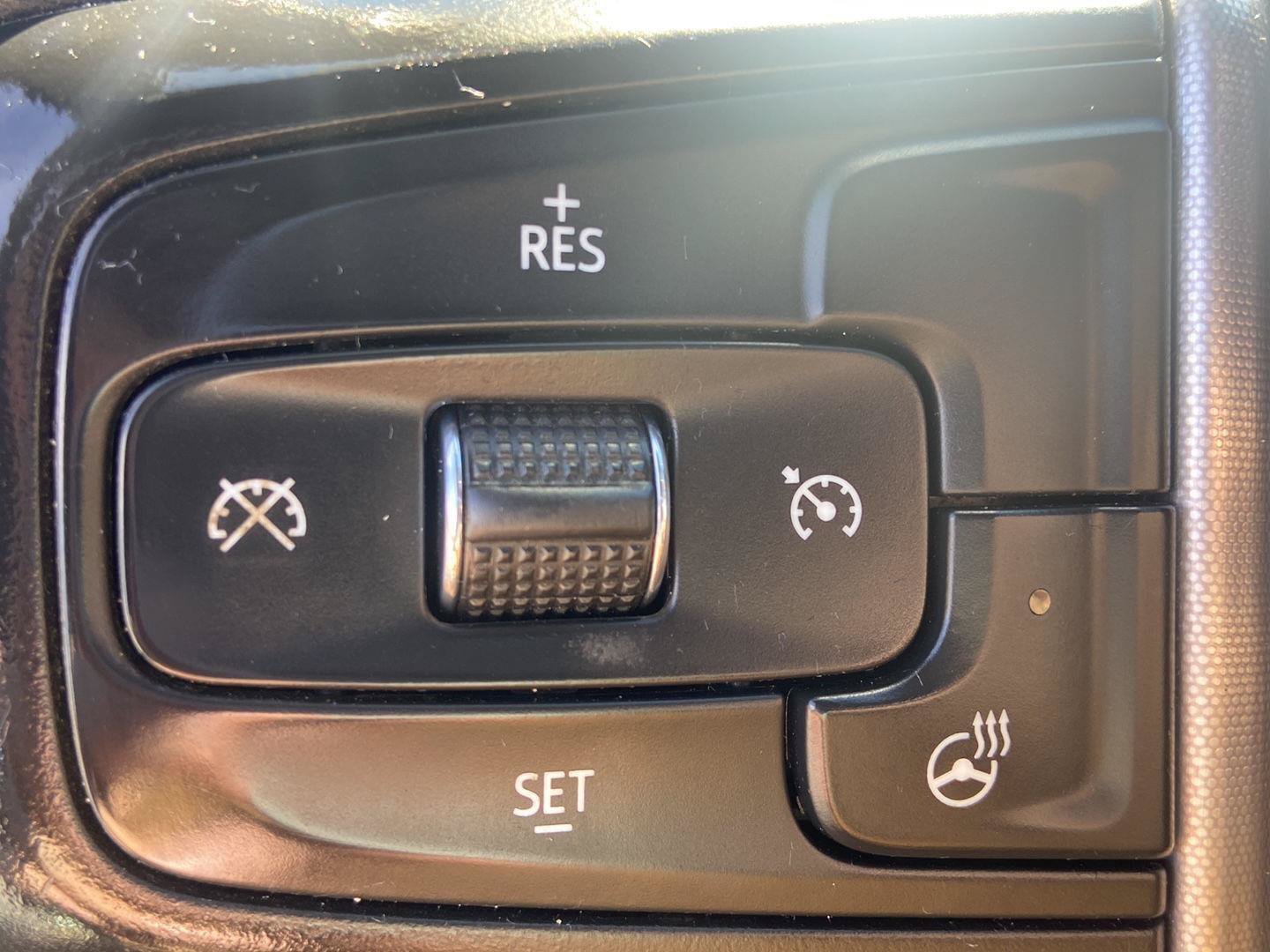 Used 2019 GMC Sierra 1500 Elevation w/ Elevation Convenience Package AWD/4WD image 18