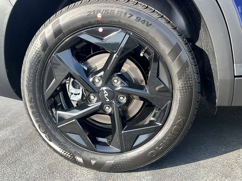 New 2026 Kia Seltos EX image 9