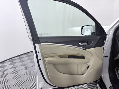 Certified 2020 Acura MDX SH-AWD w/ Technology Package image 11