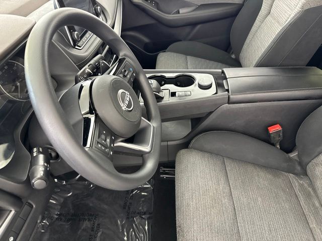 Used 2023 Nissan Rogue SV AWD/4WD image 15