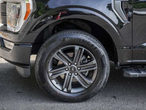 Used 2021 Ford F150 Lariat w/ Equipment Group 502A High AWD/4WD image 13