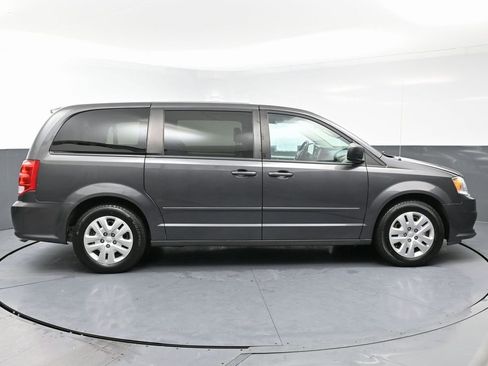 Used 2017 Dodge Grand Caravan SE w/ Power Window Group image 8