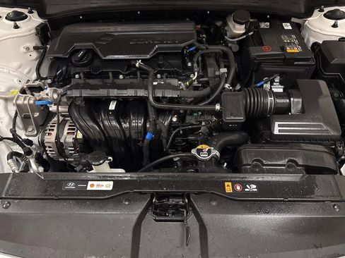 Certified 2026 Hyundai Elantra Sport FWD image 18