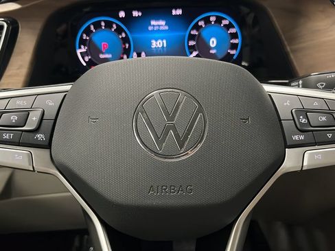 Used 2026 Volkswagen Atlas SE w/ Black Wheel Package AWD/4WD image 15