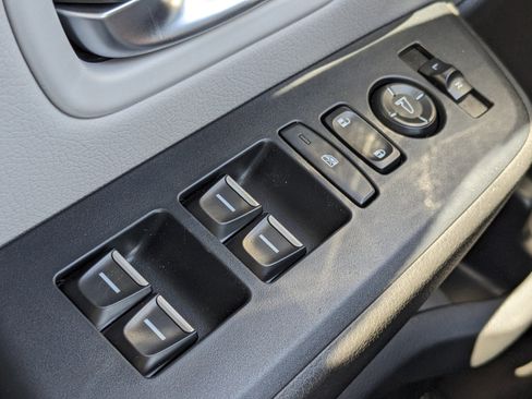 New 2025 Honda Pilot Touring image 28