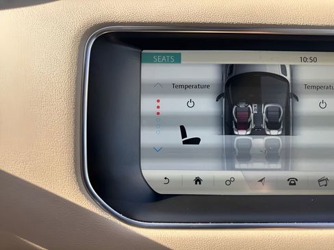 Used 2017 Land Rover Range Rover Sport HSE image 23