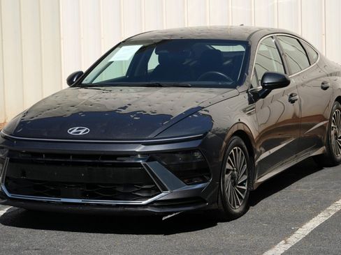Used 2025 Hyundai Sonata SEL FWD image 44