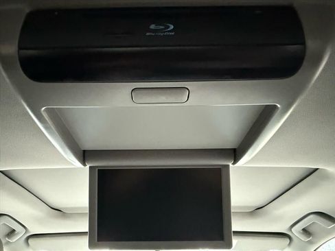 Used 2015 Toyota Highlander Limited image 24