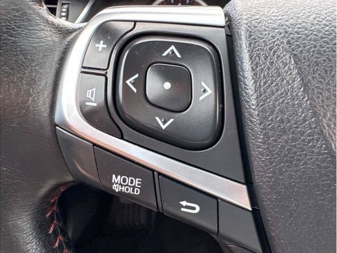 Used 2015 Toyota Camry SE w/ Protection Package FWD image 16
