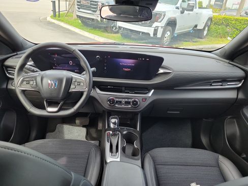 Used 2024 Buick Envista Preferred w/ Convenience I Package FWD image 17