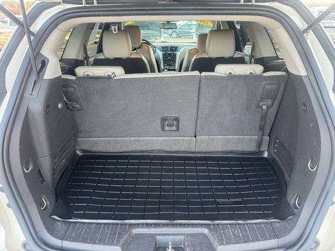 Used 2012 Chevrolet Traverse LTZ image 9