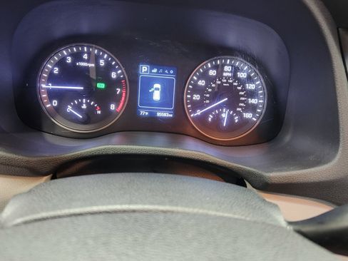 Used 2016 Hyundai Tucson SE w/ Option Group 02 image 10