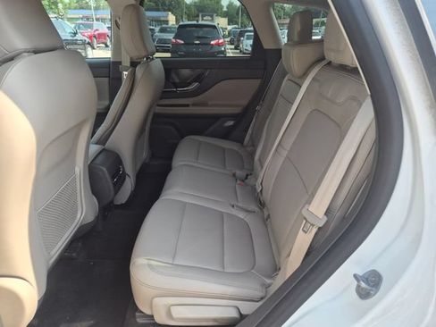 Used 2023 Lincoln Corsair AWD w/ Equipment Group 101A image 15