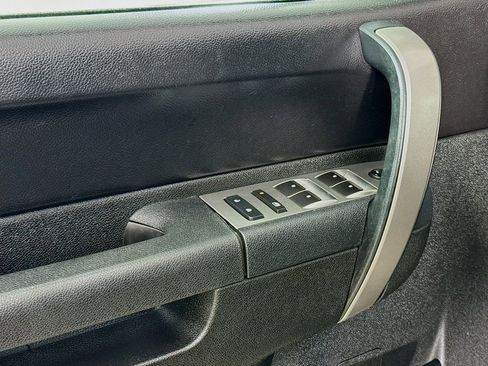 Used 2013 GMC Sierra 2500 SLE w/ SLE Preferred Package image 16