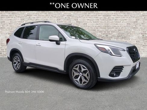 Used 2024 Subaru Forester Premium AWD/4WD image 1