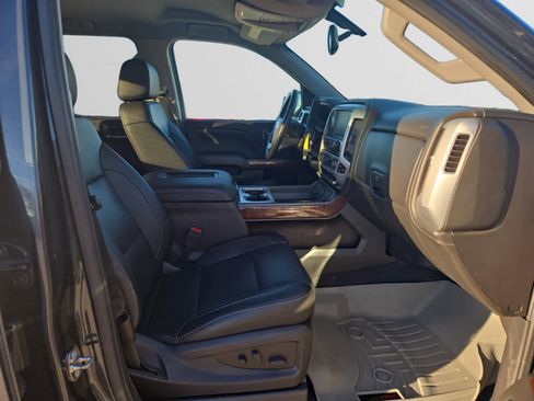 Used 2018 GMC Sierra 1500 SLT w/ SLT Premium Package image 16