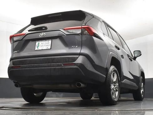 Used 2024 Toyota RAV4 XLE FWD image 13