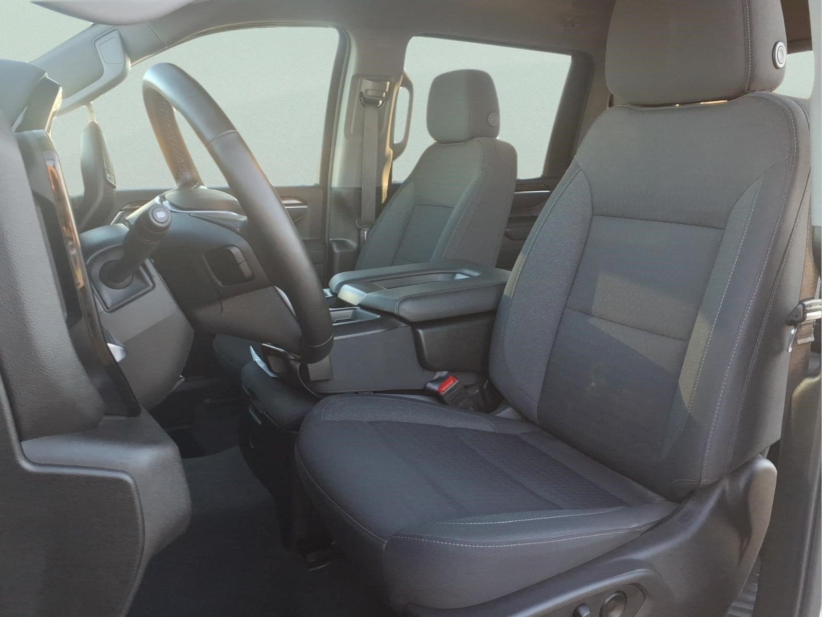 Used 2025 GMC Sierra 2500 SLE w/ SLE Value Package; AWD/4WD image 23
