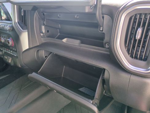 Used 2021 Chevrolet Silverado 1500 RST image 30