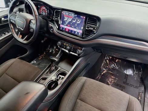 Used 2025 Dodge Durango GT RWD image 12