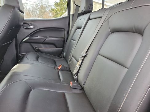 Used 2018 GMC Canyon SLT image 10