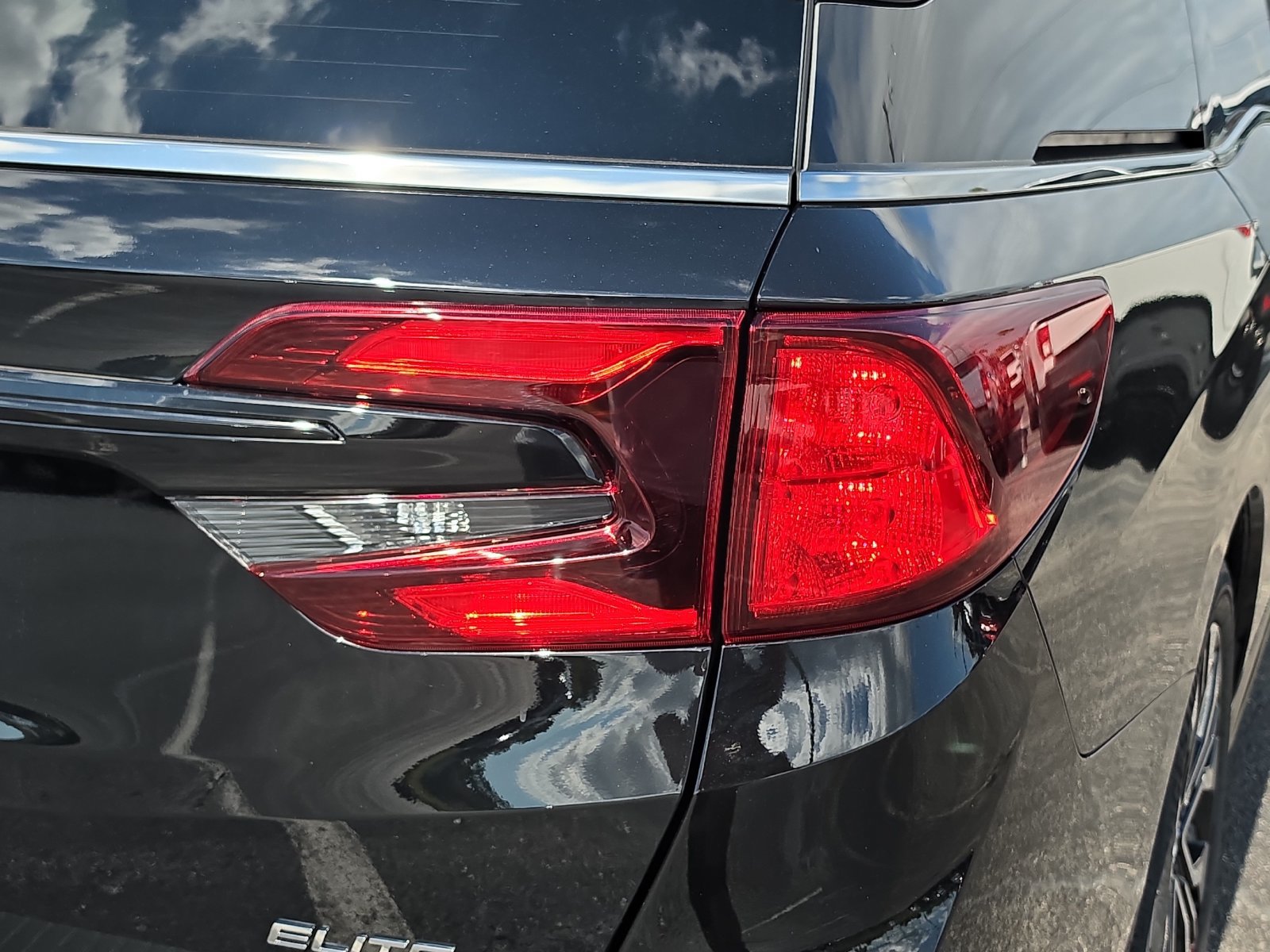 New 2026 Honda Odyssey Elite image 8