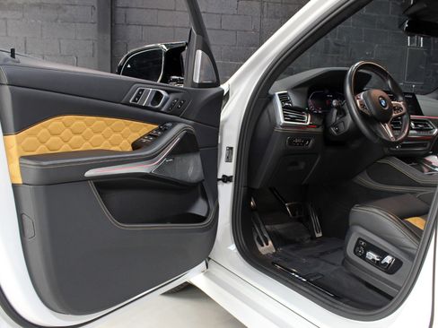 Used 2021 BMW X5 M w/ Competition Package image 28