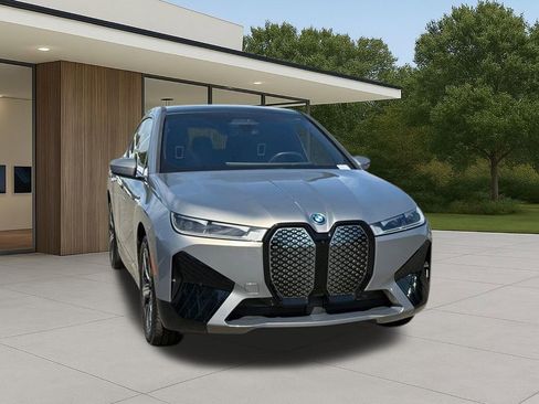 Certified 2023 BMW iX xDrive50 w/ Sport Package image 5