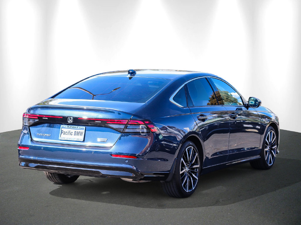 Used 2024 Honda Accord Touring image 6