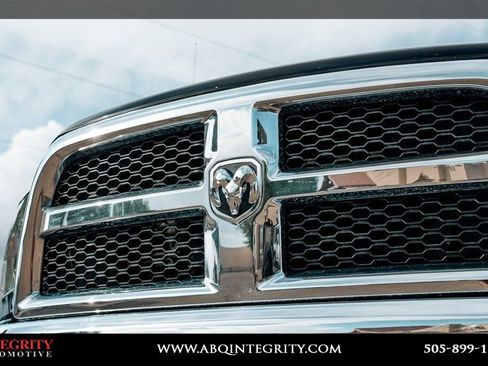 Used 2018 RAM 2500 SLT AWD/4WD image 10