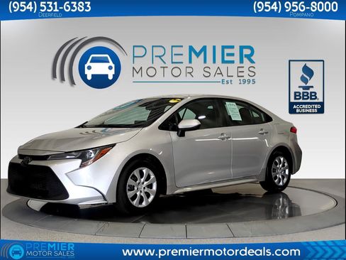 Used 2022 Toyota Corolla LE FWD image 1