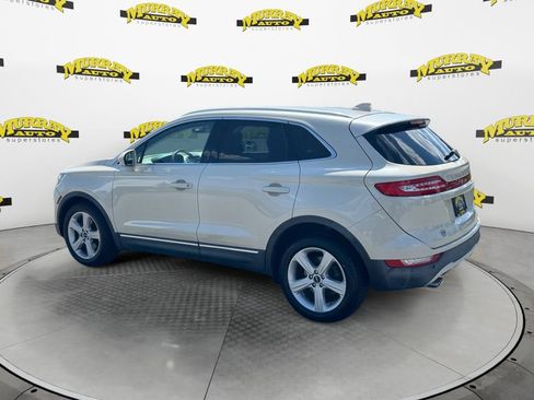 Used 2018 Lincoln MKC Premiere FWD image 3